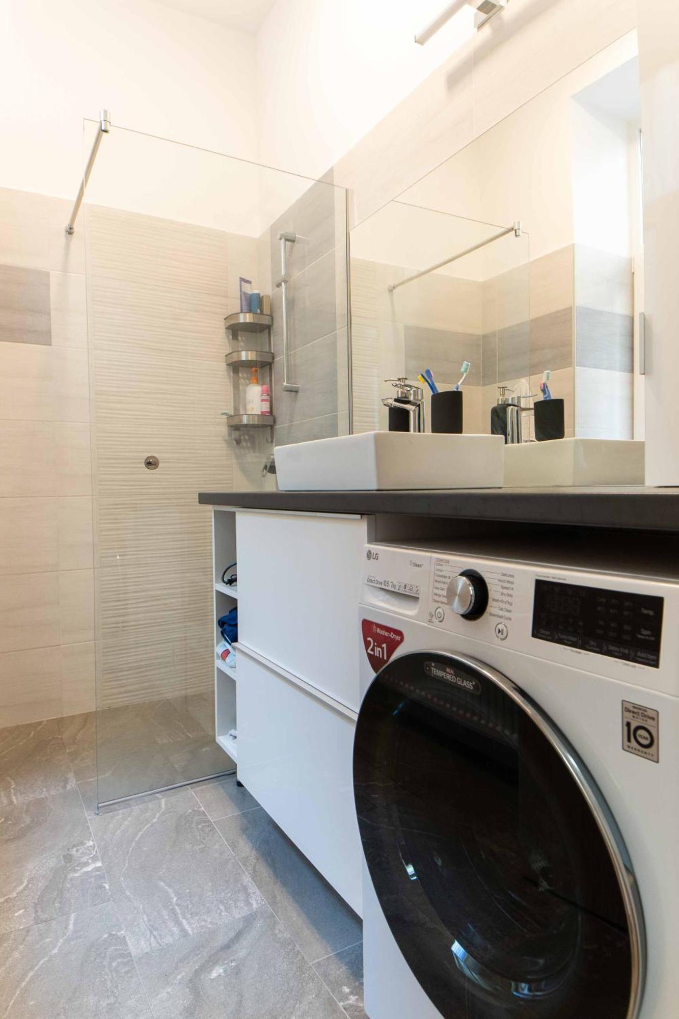 Fiumei Apartament