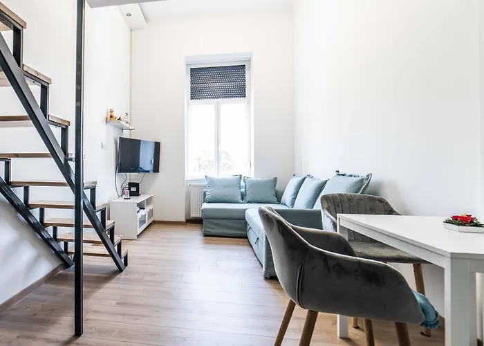 Fiumei Studio Apartment